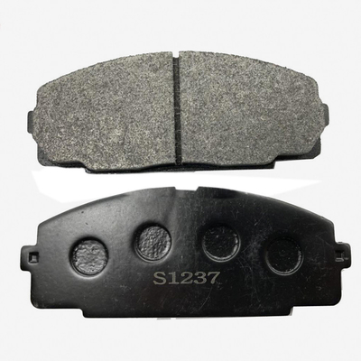 OE NO. 04465-26420 Nhật Bản Bàn phanh gốm ô tô 24680 cho TOYOTA Hiace Break Pad